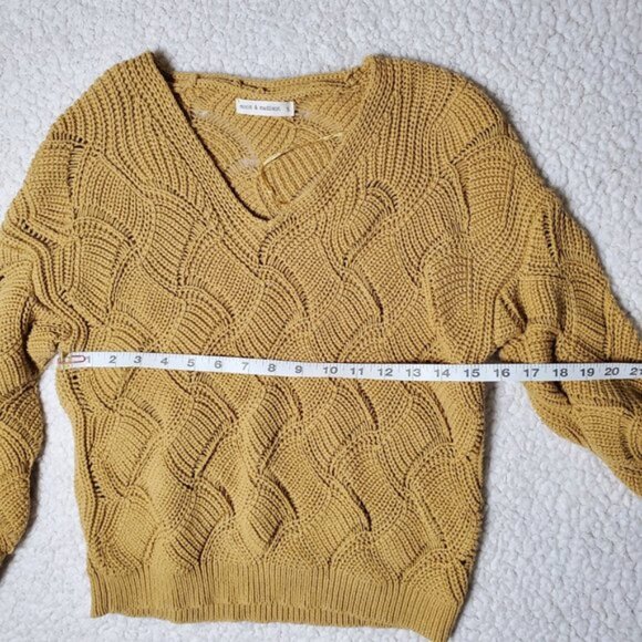 Moon & Madison Mustard Yellow Sweater Balloon Sleeve - Picture 5 of 12